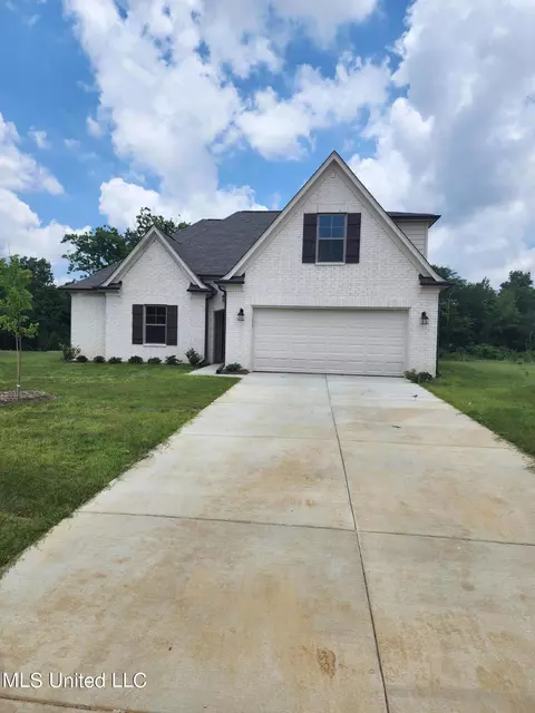 2316 Killeglan Cv, Southaven, MS 38672