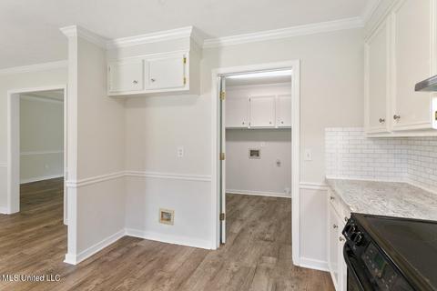 807 Eagles Nest Dr, Byram, MS 39272 photo 9