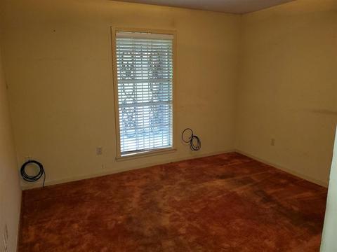 828 Winthrop Cir, Jackson, MS 39206 photo 6