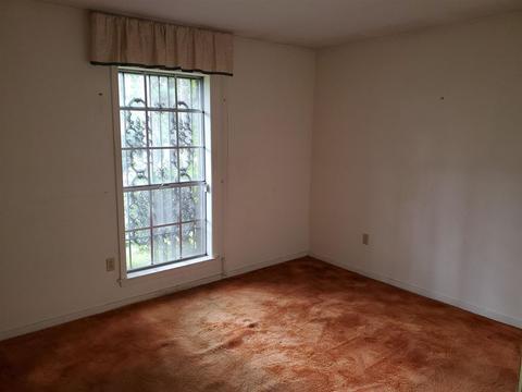 828 Winthrop Cir, Jackson, MS 39206 photo 8