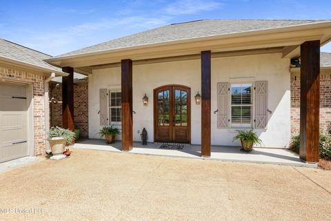 100 Camden Shrs, Madison, MS 39110 photo 3