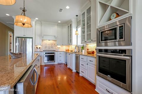 100 Camden Shrs, Madison, MS 39110 photo 15