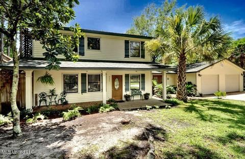3421 Bream St, Gautier, MS 39553 photo 1