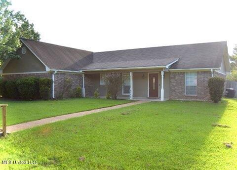 3121 Glennhaven Dr, Byram, MS 39272 photo 1