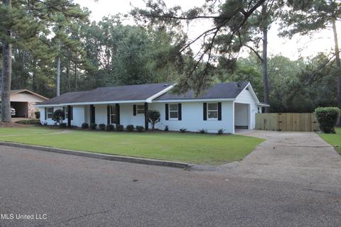 618 NW Elm Ave Nw Ave, Magee, MS 39111 photo 4