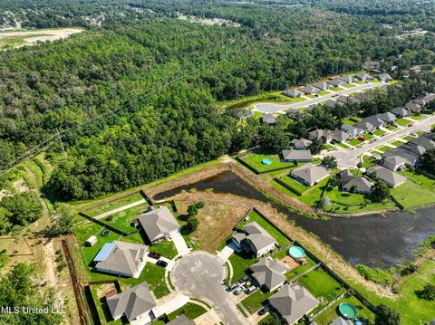 7 Periwinkle Ln, Long Beach, MS 39560 photo 5