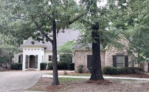 404 Daniel Dr, Brandon, MS 39047 photo 1