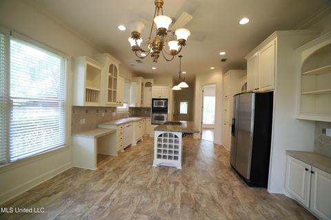 404 Daniel Dr, Brandon, MS 39047 photo 4