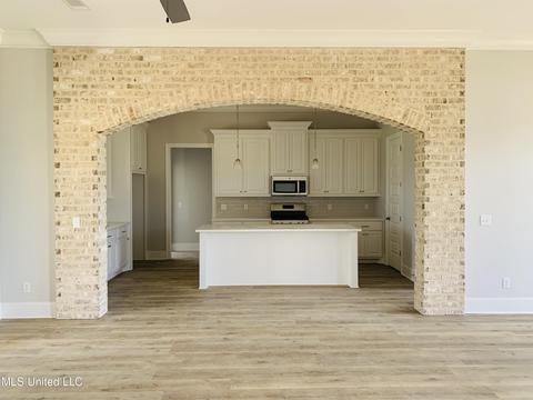 969 Glenwild Cir, Canton, MS 39046 photo 3