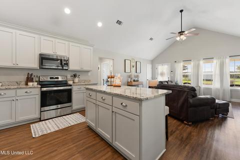 104 Walter Pope Rd, Lucedale, MS 39452 photo 8