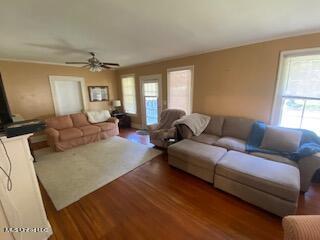 1231 Monroe St, Jackson, MS 39202 photo 2