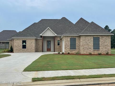 115 Catherine Blvd, Clinton, MS 39056 photo 1
