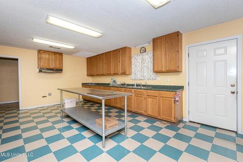 5122 Gates Ave, Long Beach, MS 39560 photo 2