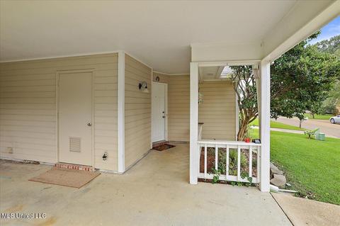 338 Audubon Cir, Brandon, MS 39047 photo 3