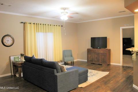 111 Murray Cowart Rd, Lucedale, MS 39452 photo 5