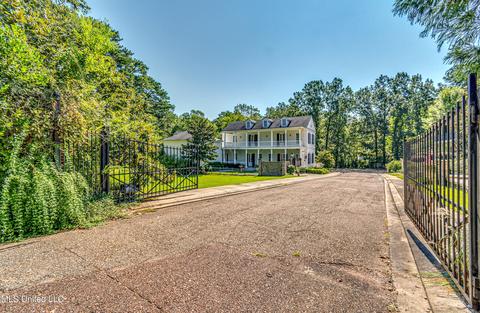 2 Charleston Pl, Jackson, MS 39211 photo 35