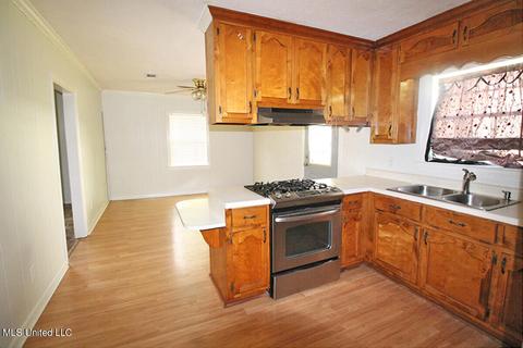 3806 Wembley Ave, Moss Point, MS 39563 photo 10