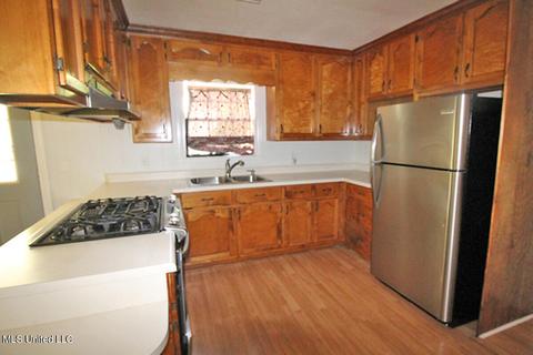 3806 Wembley Ave, Moss Point, MS 39563 photo 9