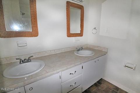 3806 Wembley Ave, Moss Point, MS 39563 photo 18