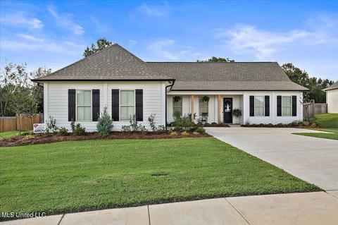 170 Catherine Blvd, Clinton, MS 39056 photo 1