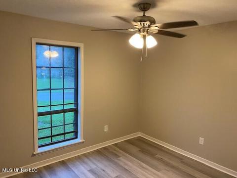 521 Wilder Dr, Flora, MS 39071 photo 7