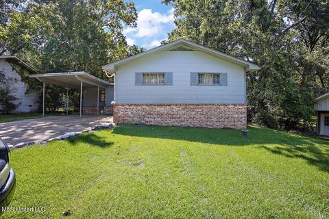 1633 W Mcdowell Rd, Jackson, MS 39204 photo 2