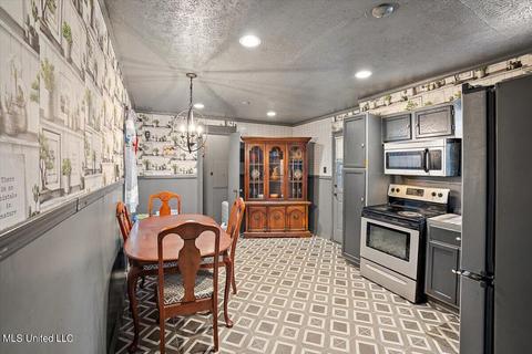 1633 W Mcdowell Rd, Jackson, MS 39204 photo 8