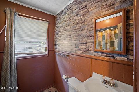 1633 W Mcdowell Rd, Jackson, MS 39204 photo 11