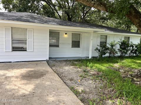 11616 Klein Rd, Gulfport, MS 39503
