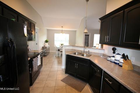 7721 Morningside Cv, Walls, MS 38680 photo 8
