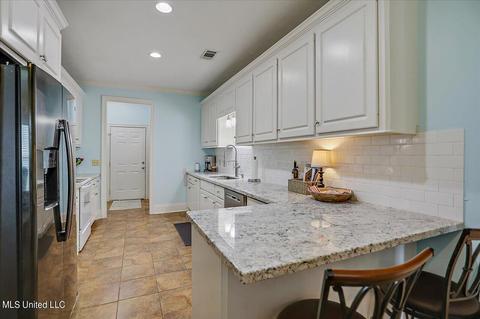324 Red Cedar Dr, Brandon, MS 39047 photo 12