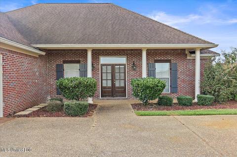 324 Red Cedar Dr, Brandon, MS 39047 photo 4