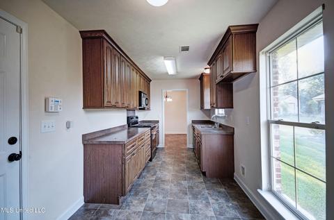 129 Jody Dr, Canton, MS 39046 photo 6