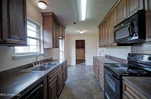 129 Jody Dr, Canton, MS 39046 photo 5