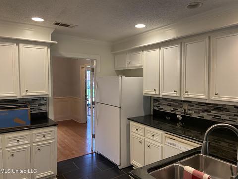 1523 Sherman Ave, Jackson, MS 39211 photo 6