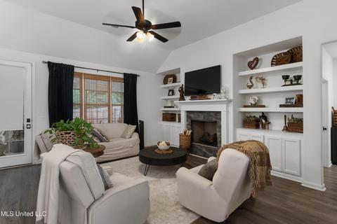 5911 Stonecrest Dr, Olive Branch, MS 38654 photo 11