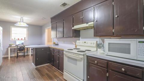 807 E Wire Rd, Perkinston, MS 39573 photo 4