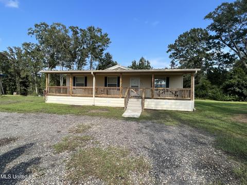 306 Flint Creek Rd, Wiggins, MS 39577 photo 3
