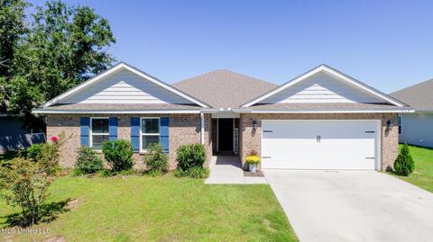 412 E Petunia Dr, Long Beach, MS 39560 photo 1