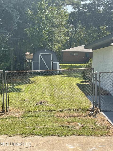 1314 Mcdonald Ave, Canton, MS 39046 photo 11