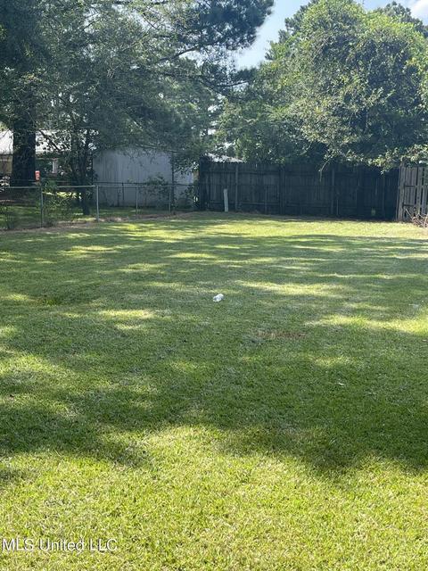 1314 Mcdonald Ave, Canton, MS 39046 photo 12