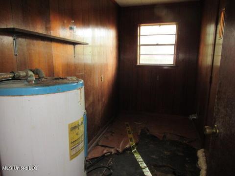 525 Susan St, Crowder, MS 38622 photo 9