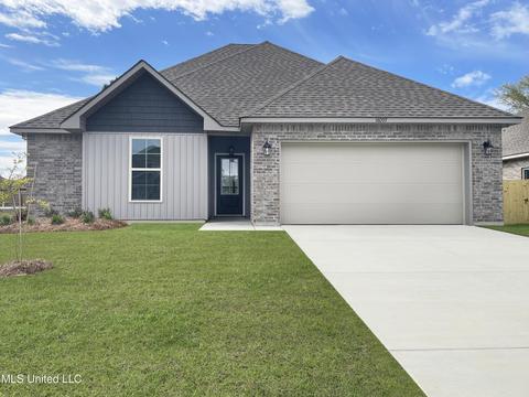 18097 Evergreen Dr, Gulfport, MS 39503