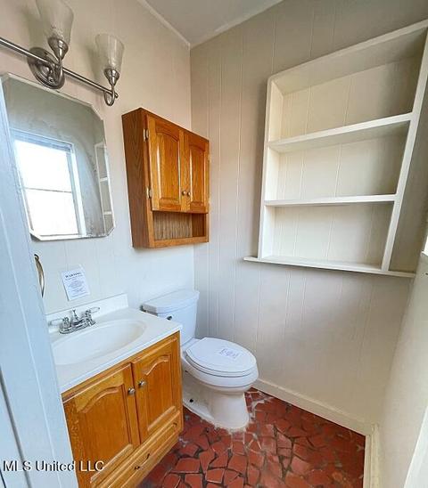 703 E Old Pass Rd, Long Beach, MS 39560 photo 14