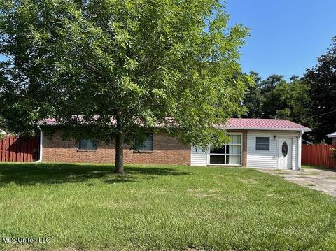 703 E Old Pass Rd, Long Beach, MS 39560 photo 1