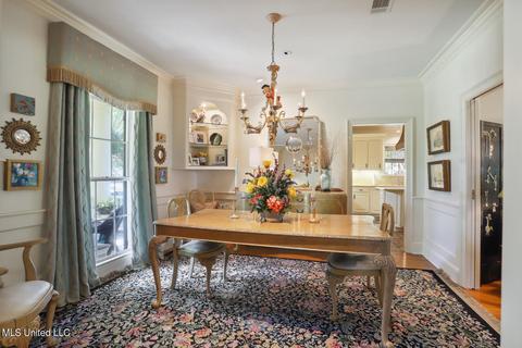 2314 E Manor Dr, Jackson, MS 39211 photo 6