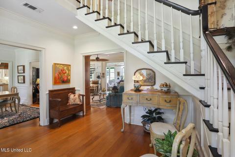 2314 E Manor Dr, Jackson, MS 39211 photo 4