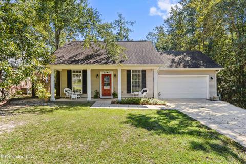7944 Hapuna Pl, Diamondhead, MS 39525 photo 1
