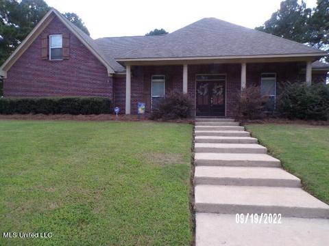 103 Addison Way, Canton, MS 39046 photo 1