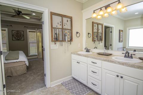 110 Trailbridge Xing Xing, Canton, MS 39046 photo 27
